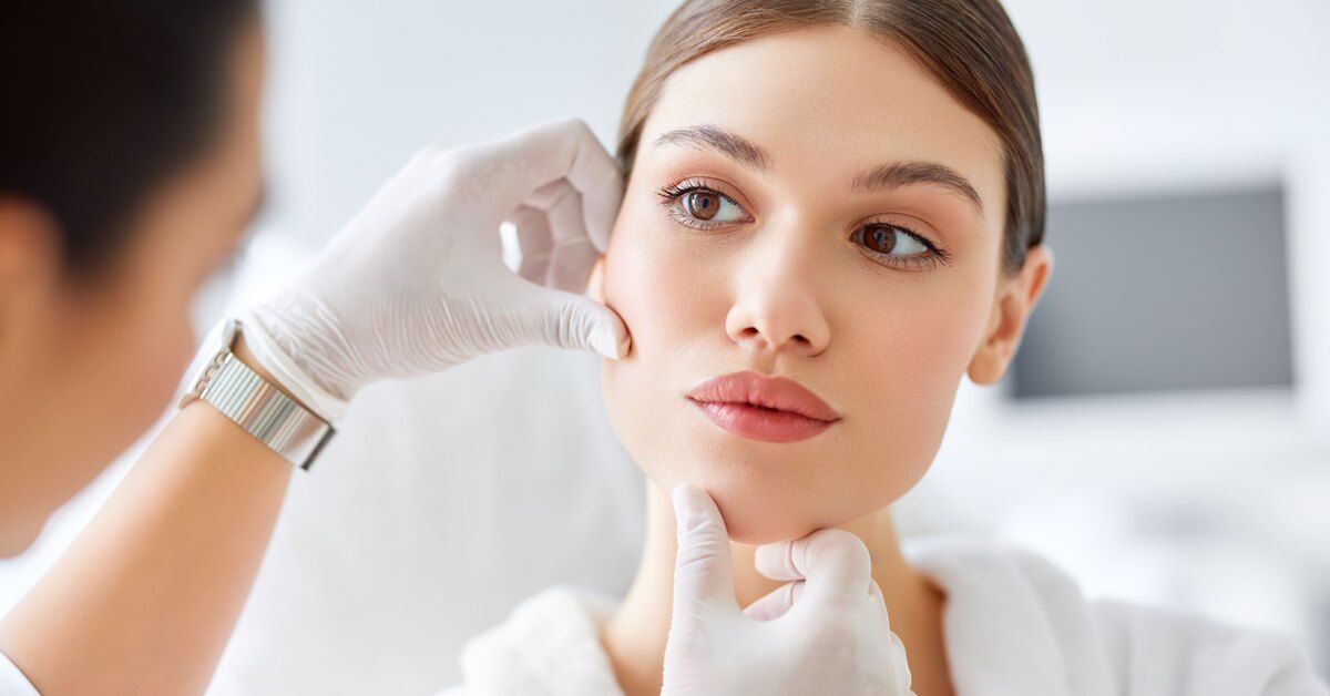 Does Skin Rejuvenation Help Reduce Visible Roughness Safely?